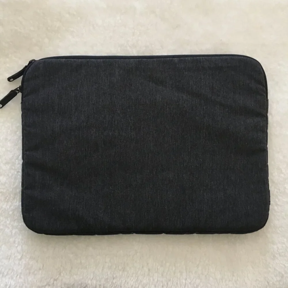 Incase Laptop Sleeve 14